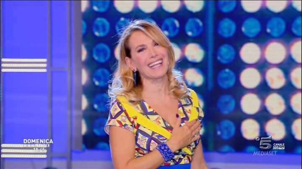 Domenica Live torna con una “esclusiva mondiale”, Barbara d’Urso intervistata da “Il Giornale” Domenica Live torna con una “esclusiva mondiale”, Barbara d’Urso intervistata da “Il Giornale”