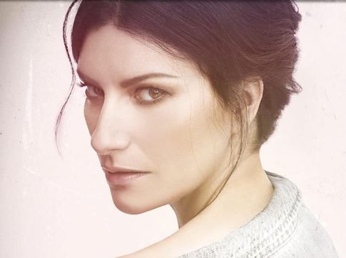 Laura Pausini, svelata la tracklist del suo nuovo album Laura Pausini, svelata la tracklist del suo nuovo album