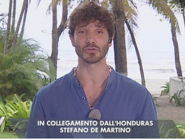 Stefano De Martino, pronto a sbarcare su Netflix Stefano De Martino, pronto a sbarcare su Netflix