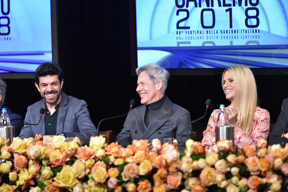 Sanremo 2019, torna il trio Baglioni-Hunziker-Favino? Sanremo 2019, torna il trio Baglioni-Hunziker-Favino?