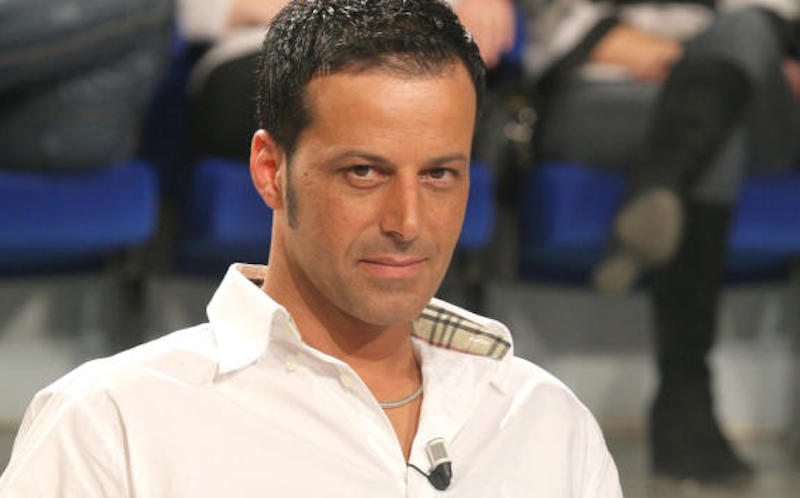 Chicco Nalli svela: “Ho trovato casa, il trasferimento è questione di giorni” Chicco Nalli svela: “Ho trovato casa, il trasferimento è questione di giorni”
