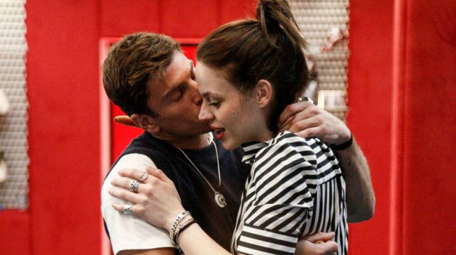 GF 15, Lucia Orlando e Filippo Contri sono già in crisi? Parla lei GF 15, Lucia Orlando e Filippo Contri sono già in crisi? Parla lei