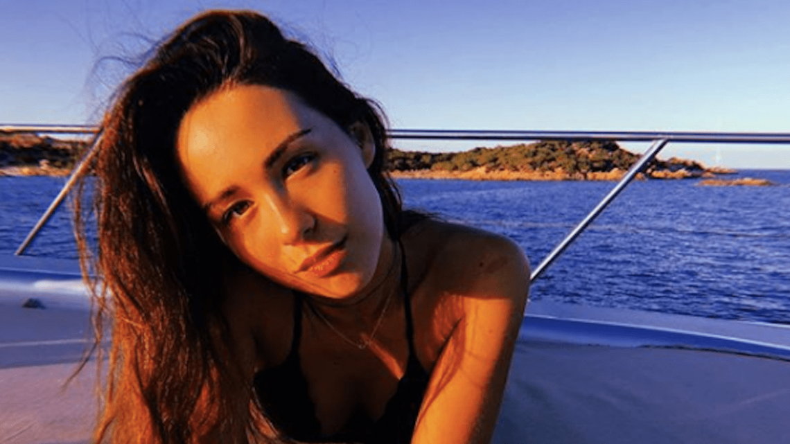 La vita sentimentale di Aurora Ramazzotti: “Mi piaceva limonare in gruppo” La vita sentimentale di Aurora Ramazzotti: “Mi piaceva limonare in gruppo”