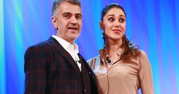 Il padre di Belen Rodriguez semina il panico lanciando oggetti dal balcone Il padre di Belen Rodriguez semina il panico lanciando oggetti dal balcone