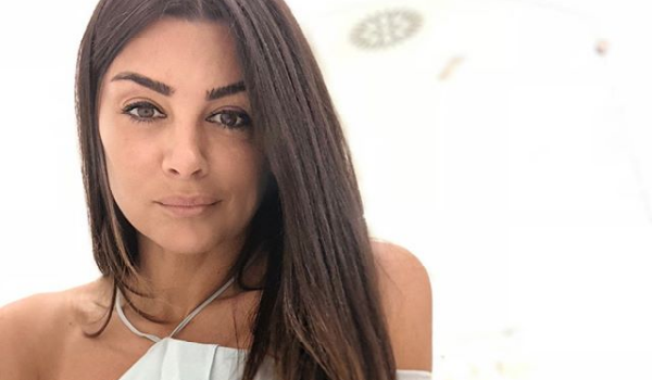 Elga Enardu operata al seno: “Ho vinto…” Elga Enardu operata al seno: “Ho vinto…”
