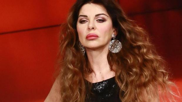 Isola dei Famosi 9: Alba Parietti sul videomessaggio di Fabrizio Corona a Riccardo Fogli: “Sono dispiaciuta” Isola dei Famosi 9: Alba Parietti sul videomessaggio di Fabrizio Corona a Riccardo Fogli: “Sono dispiaciuta”