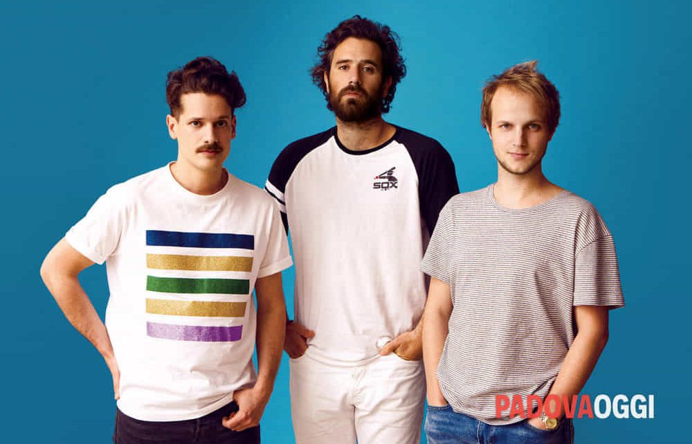 I TheGiornalisti primo gruppo italiano in concerto al Circo Massimo I TheGiornalisti primo gruppo italiano in concerto al Circo Massimo
