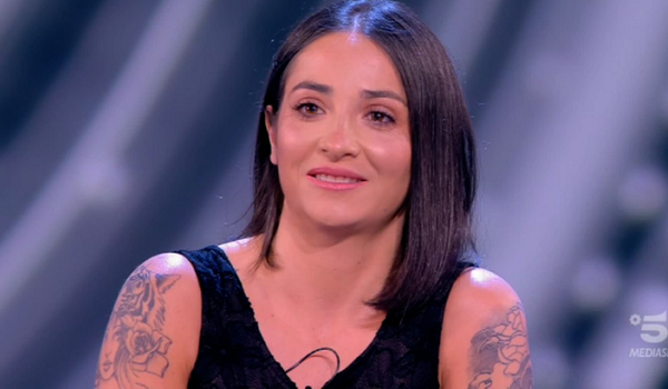 Serena Rutelli, i fratelli le scrivono una lettera: “È una bella emozione” Serena Rutelli, i fratelli le scrivono una lettera: “È una bella emozione”