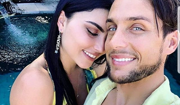 Teresa Langella felice con Andrea: “Il tempo darà la giusta risposta a tutto” Teresa Langella felice con Andrea: “Il tempo darà la giusta risposta a tutto”