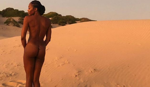 Naomi Campbell completamente nuda su Ig: lo scatto diventa subito virale