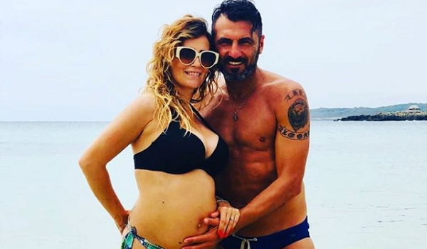 Sossio Aruta smentisce la crisi con Ursula: “Siamo felici” Sossio Aruta smentisce la crisi con Ursula: “Siamo felici”