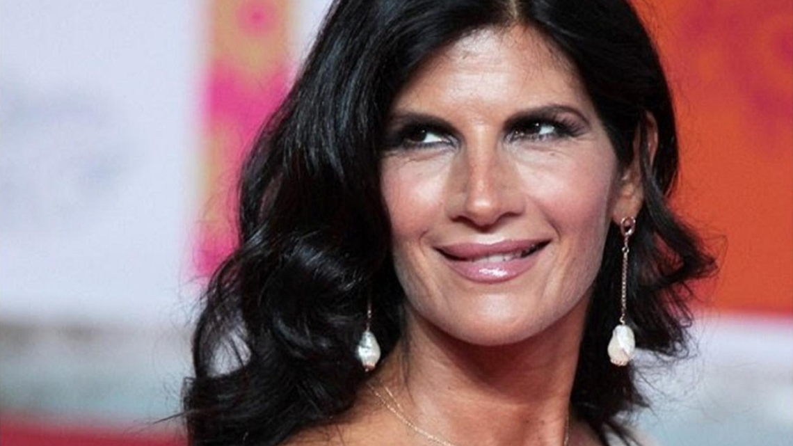 Pamela Prati cambia nome dopo lo scandalo: “Quella Pamela non esiste più” Pamela Prati cambia nome dopo lo scandalo: “Quella Pamela non esiste più”