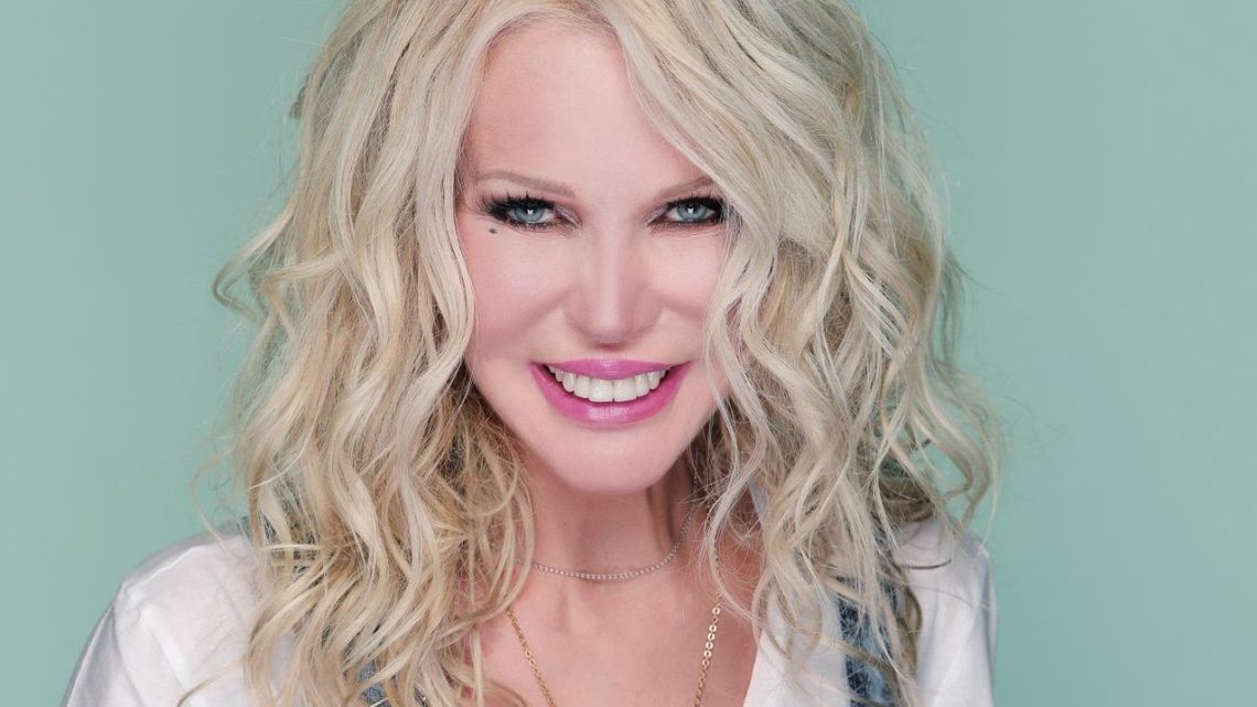 Ivana Spagna torna con un nuovo singolo Ivana Spagna torna con un nuovo singolo