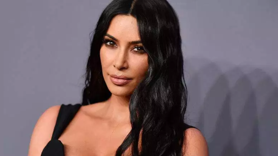 Kim Kardashian in lacrime: scopre di essere positiva al test per lupus e artrite Kim Kardashian in lacrime: scopre di essere positiva al test per lupus e artrite