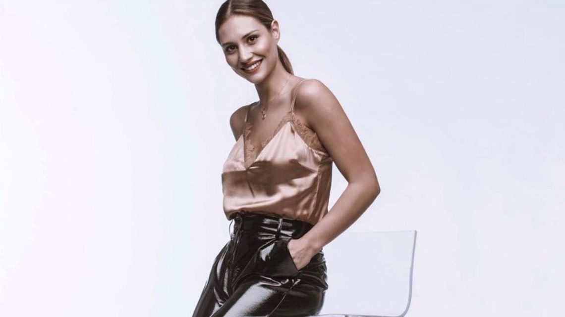 Beatrice Valli è incinta? Sui social mostra un pancino sempre più evidente Beatrice Valli è incinta? Sui social mostra un pancino sempre più evidente