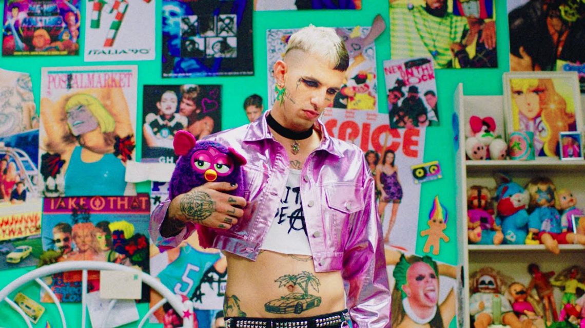 Nuova tappa per Achille Lauro: con 1990 è un po’ dance, un po’ Marylin Manson e un po’ Britney Spears Nuova tappa per Achille Lauro: con 1990 è un po’ dance, un po’ Marylin Manson e un po’ Britney Spears