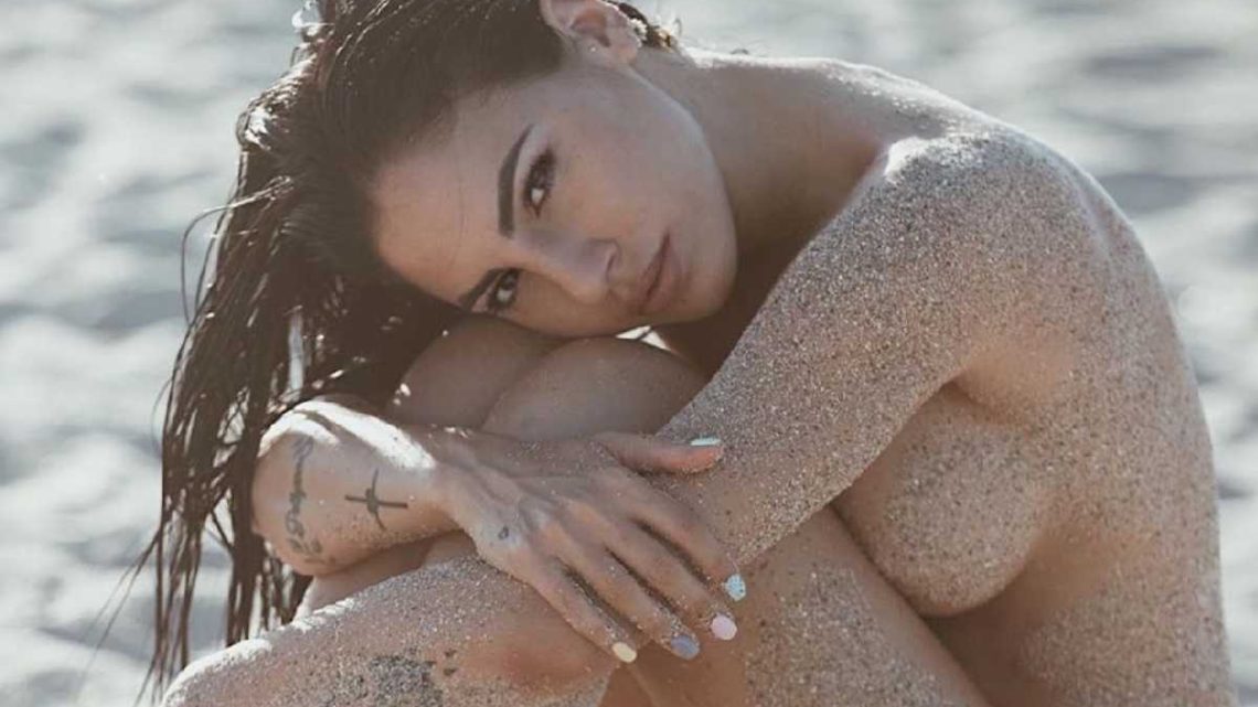 Giulia De Lellis nuda su Instagram: la foto hot manda i fan in delirio