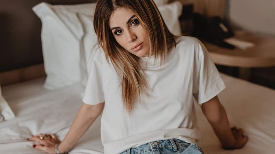 Giulia Latini si è rifatta il seno: “Mi giudicherete ipocrita e falsa, ma ho fatto una cosa che mi rendeva felice” Giulia Latini si è rifatta il seno: “Mi giudicherete ipocrita e falsa, ma ho fatto una cosa che mi rendeva felice”