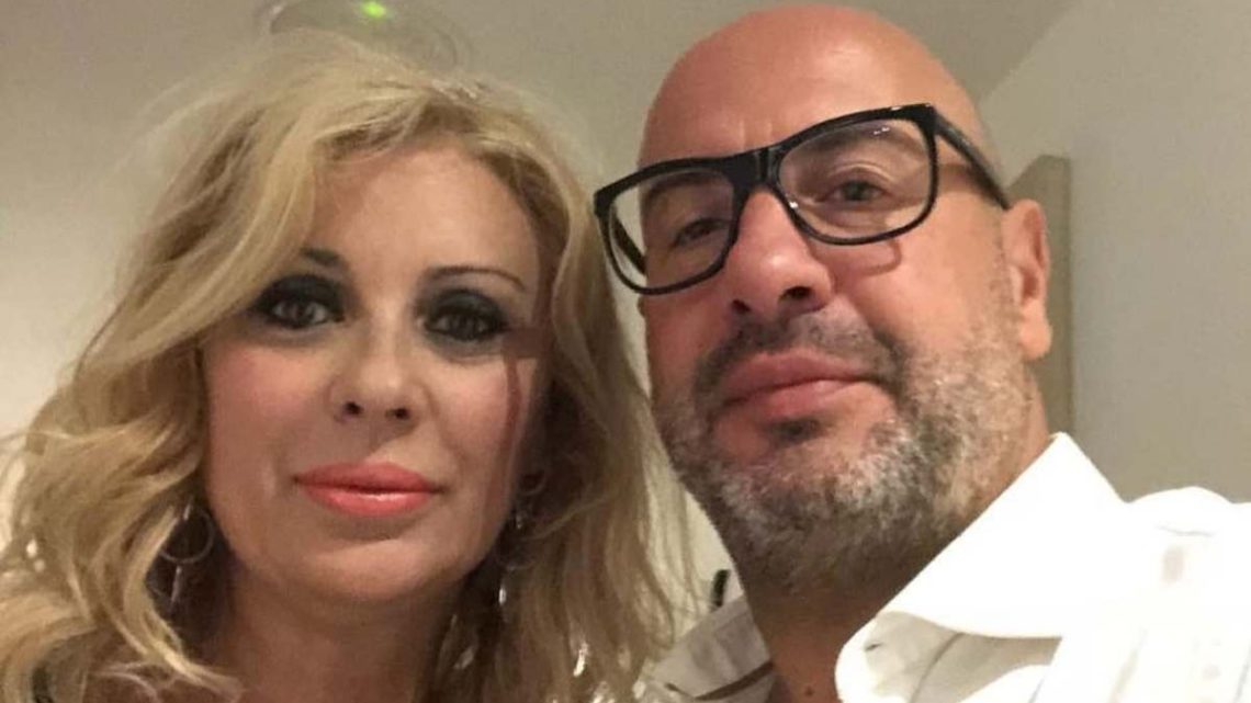 Tina Cipollari e Vincenzo, storia d’amore al capolinea? Il gossip Tina Cipollari e Vincenzo, storia d’amore al capolinea? Il gossip