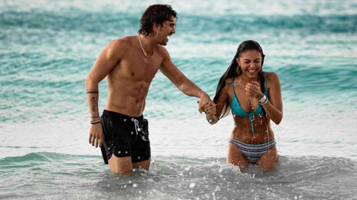 Andrea Damante e Claudia Coppola complici alle Bahamas: prime foto di coppia sui social Andrea Damante e Claudia Coppola complici alle Bahamas: prime foto di coppia sui social