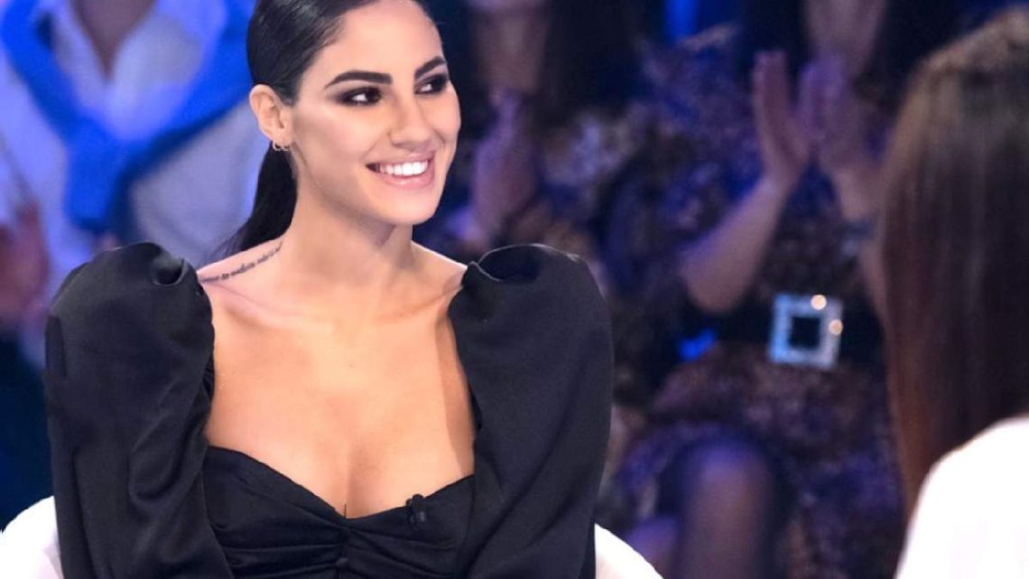 Giulia De Lellis torna a parlare di Damante a Verissimo: “Ci siamo sentiti, la nuova fidanzata? Vediamo quanto durerà” Giulia De Lellis torna a parlare di Damante a Verissimo: “Ci siamo sentiti, la nuova fidanzata? Vediamo quanto durerà”