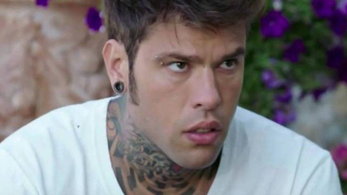 Fedez su tutte le furie contro il Codacons: la raccolta fondi lanciata dai Ferragnez è a rischio