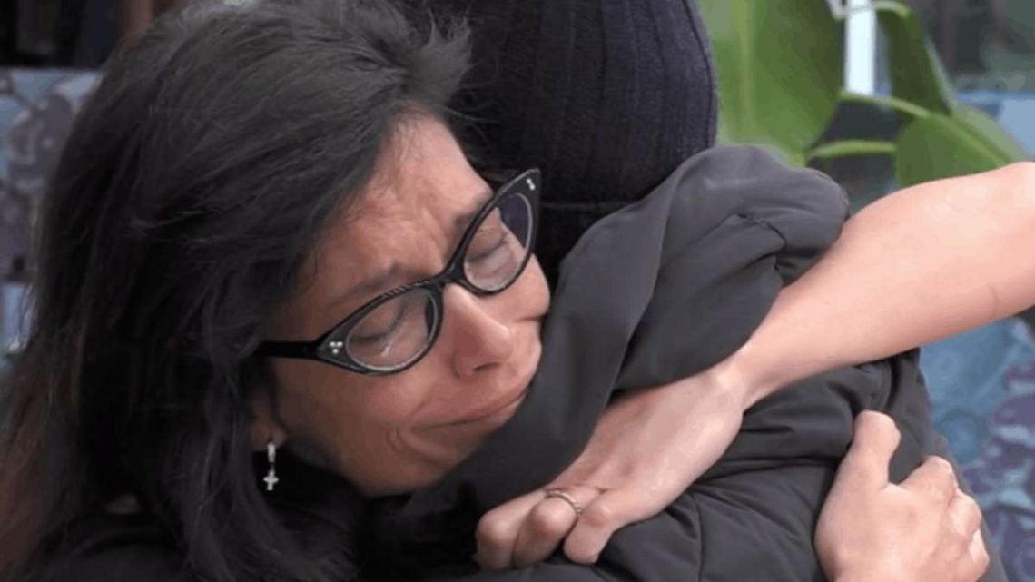 Fernanda Lessa in lacrime al Grande Fratello Vip: l’affetto e il conforto di Paolo Ciavarro Fernanda Lessa in lacrime al Grande Fratello Vip: l’affetto e il conforto di Paolo Ciavarro