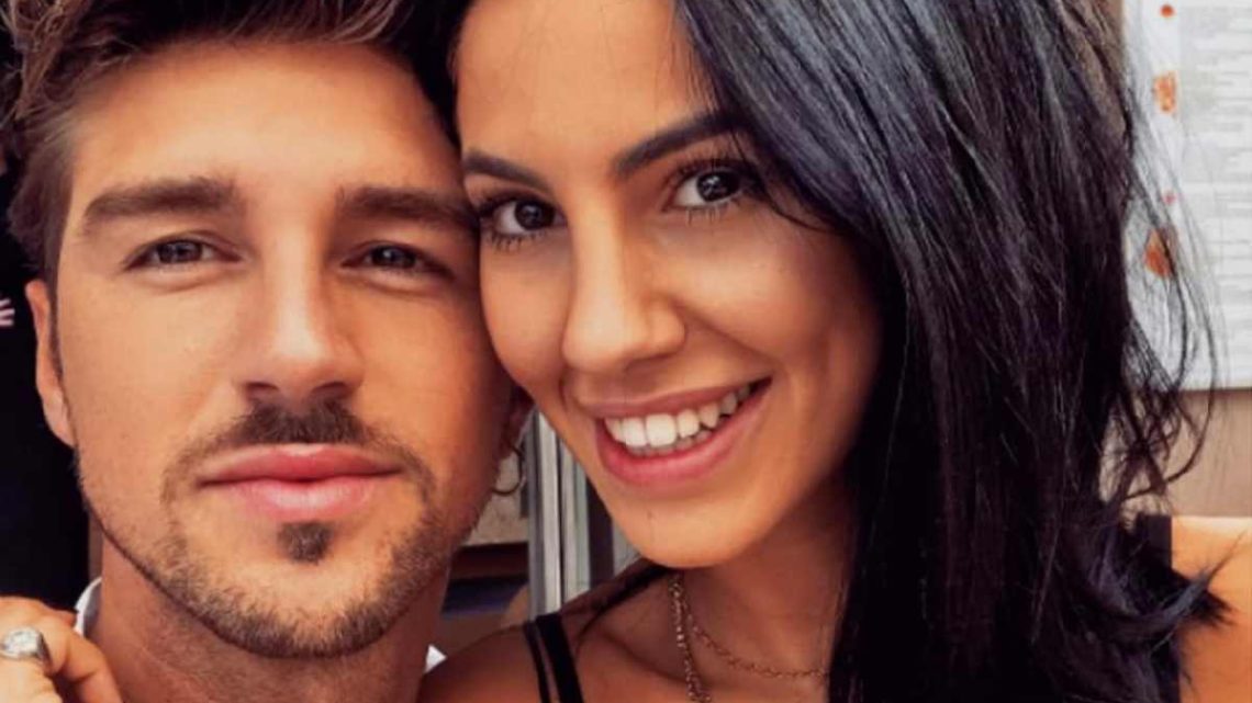 Giulia De Lellis conferma la rottura con Damante: “Non stiamo più insieme da due mesi” Giulia De Lellis conferma la rottura con Damante: “Non stiamo più insieme da due mesi”