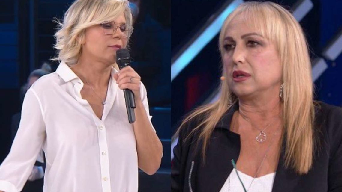 Alessandra Celentano fuori da Amici? La scelta di Maria De Filippi Alessandra Celentano fuori da Amici? La scelta di Maria De Filippi