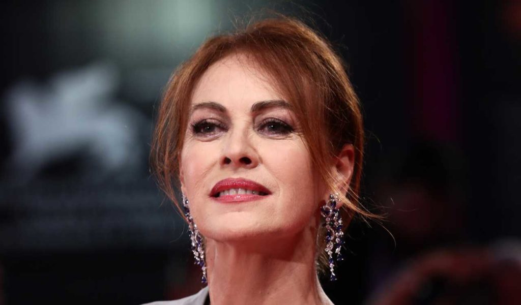 Elena Sofia Ricci Vivi E Lascia Vivere