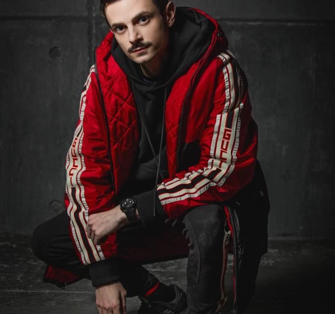 Fabio Rovazzi in diretta su Twitch, stasera ospiti Emma Marrone e Michelle Hunziker Fabio Rovazzi in diretta su Twitch, stasera ospiti Emma Marrone e Michelle Hunziker