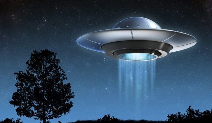 Gli Alieni esistono: il Pentagono comunica l’incontro con gli UFO -VIDEO