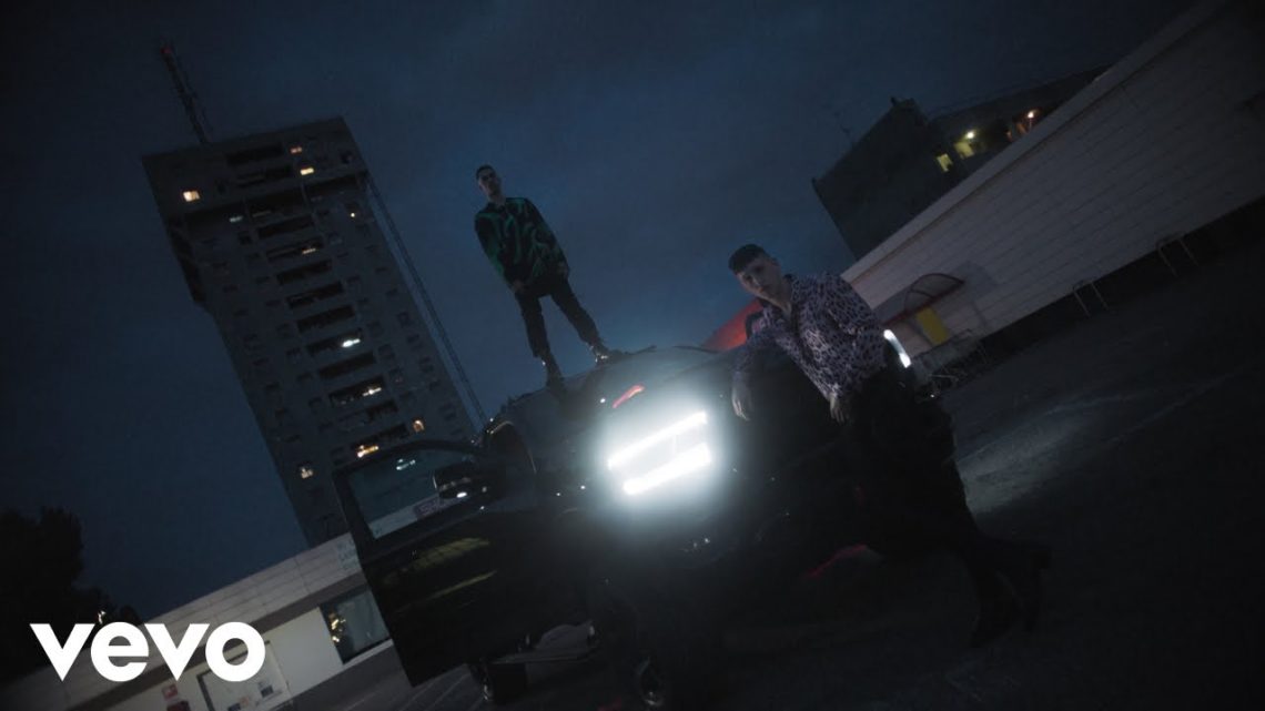 Moonlight Popolare, fuori il video della canzone di Mahmood con Massimo Pericolo Moonlight Popolare, fuori il video della canzone di Mahmood con Massimo Pericolo
