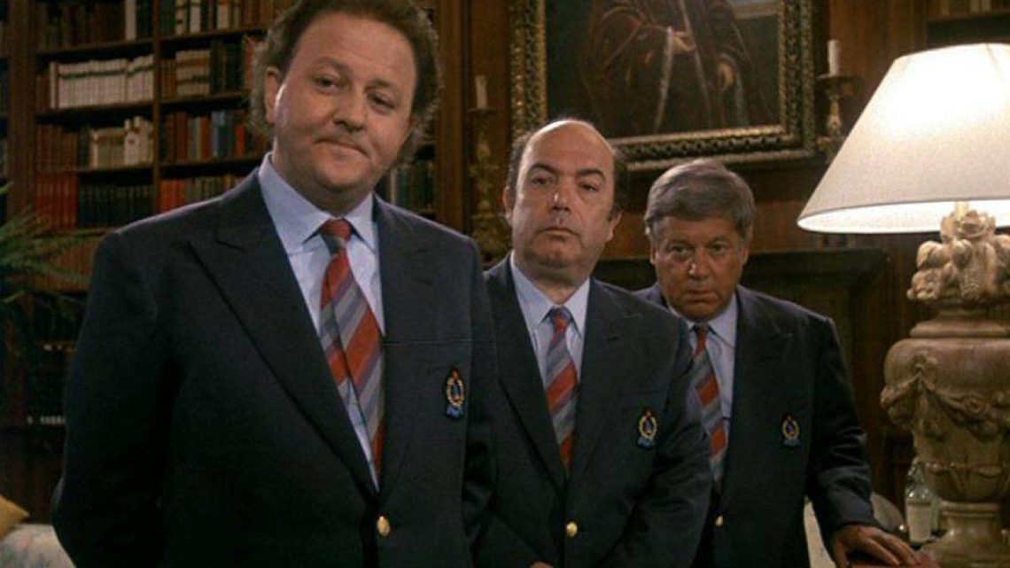 Scuola di Ladri, ancora un cult su Cine34: cast, curiosità e il nudo del Parte Due Scuola di Ladri, ancora un cult su Cine34: cast, curiosità e il nudo del Parte Due