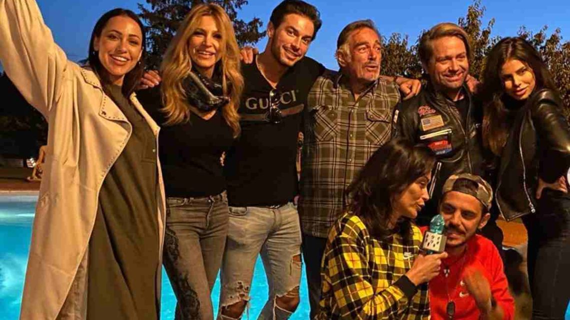 Grande Fratello Vip, reunion: Fabio Testi svela perché molti non c’erano Grande Fratello Vip, reunion: Fabio Testi svela perché molti non c’erano