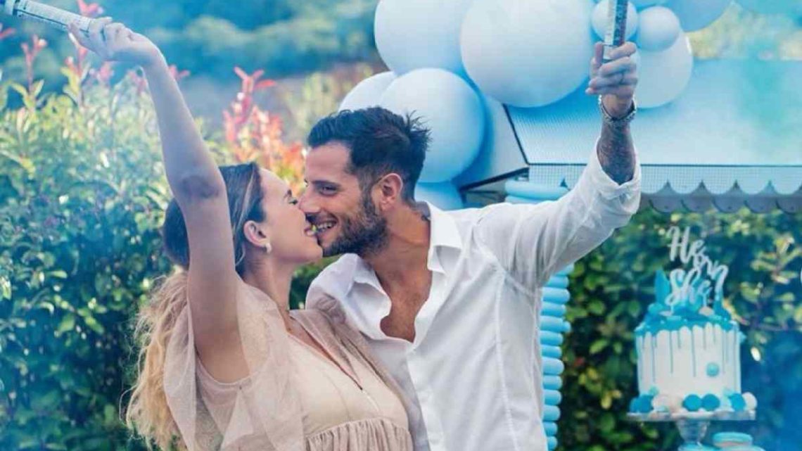 Sara Affi Fella svela il sesso del suo primo figlio: è un maschio Sara Affi Fella svela il sesso del suo primo figlio: è un maschio