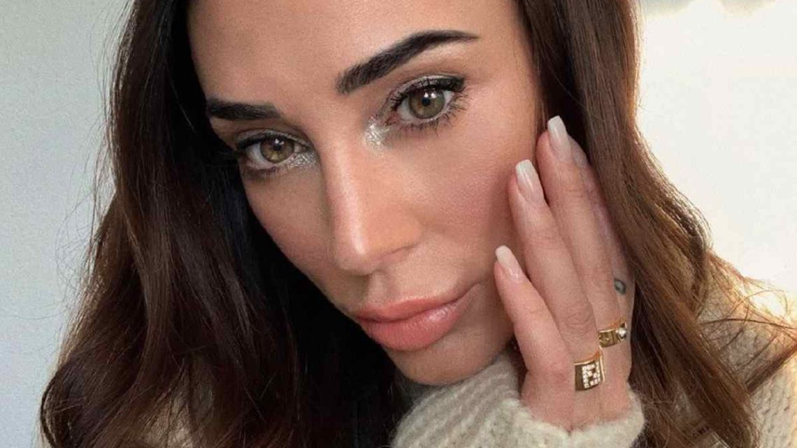 Sonia Lorenzini, rottura con Federico: “Se non vi fa stare bene rincorrete la felicità” Sonia Lorenzini, rottura con Federico: “Se non vi fa stare bene rincorrete la felicità”
