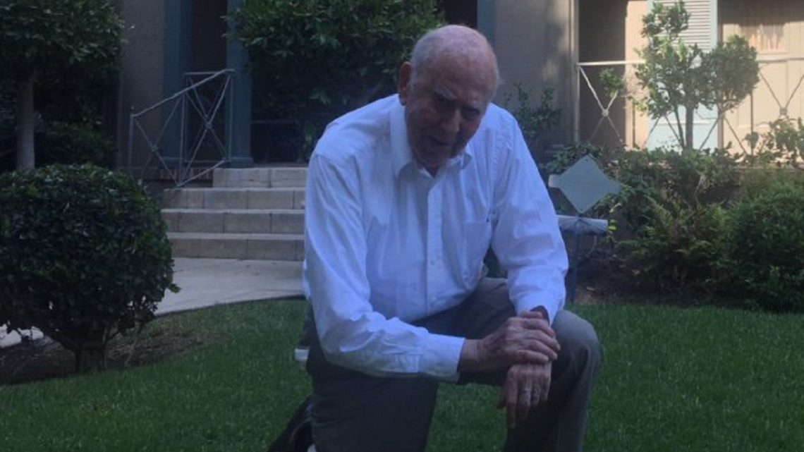 Chi è Carl Reiner? Il divo di Hollywood degli anni ’50 morto il 29 giugno Chi è Carl Reiner? Il divo di Hollywood degli anni ’50 morto il 29 giugno