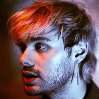 Chi è Micheal Clifford, chitarrista dei 5SOS accusato di molestie?