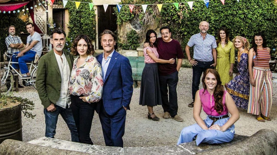 Liberi Tutti alla prova TV su Rai 3: cast, location, curiosità e seconda stagione Liberi Tutti alla prova TV su Rai 3: cast, location, curiosità e seconda stagione