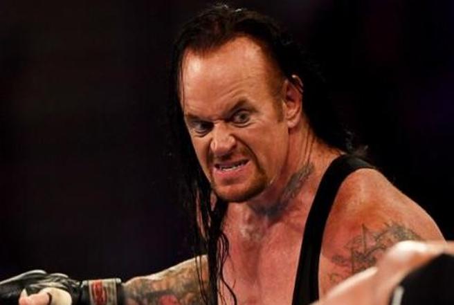 Chi è Mark William Calaway, aka The Undertaker, il wrestler che ha annunciato il suo ritiro