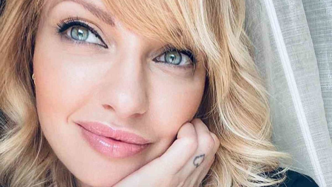 Chi è Manila Nazzaro? Biografia, carriera e Temptation Island Chi è Manila Nazzaro? Biografia, carriera e Temptation Island
