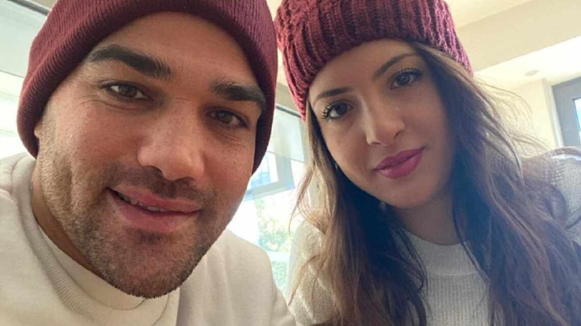 Nando Colelli diventerà padre: l’ex gieffino su Instagram mostra il pancione di Sara Nando Colelli diventerà padre: l’ex gieffino su Instagram mostra il pancione di Sara