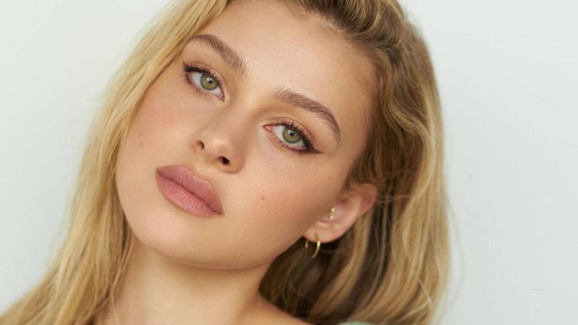 Chi è Nicola Peltz, la futura moglie di Brooklyn Beckham Chi è Nicola Peltz, la futura moglie di Brooklyn Beckham