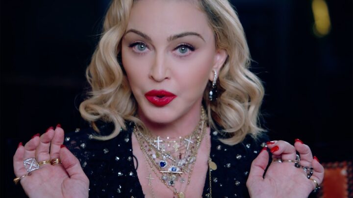 Madonna posta un video cospirazionista sul vaccino Covid-19: Instagram lo censura