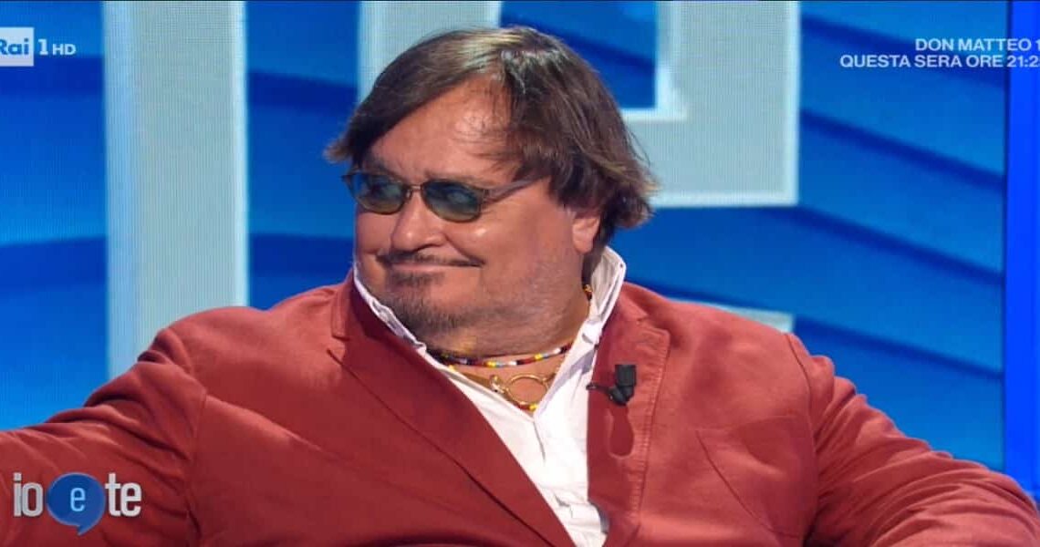 Umberto Smaila contro il governo e gli altri artisti che hanno votato per la maggioranza (tranne Jerry Calà ed Enrico Ruggeri) Umberto Smaila contro il governo e gli altri artisti che hanno votato per la maggioranza (tranne Jerry Calà ed Enrico Ruggeri)