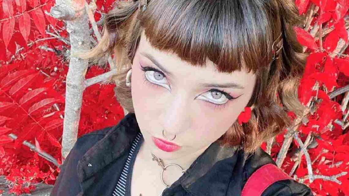 Chi è Anna Lou Castoldi, la figlia di Asia Argento e Morgan? Chi è Anna Lou Castoldi, la figlia di Asia Argento e Morgan?