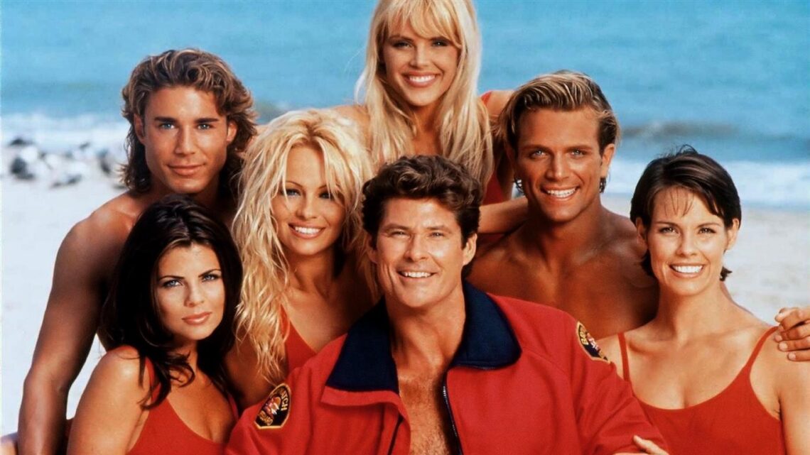 Baywatch, tra film e serie tv: curiosità e protagonisti della saga Baywatch, tra film e serie tv: curiosità e protagonisti della saga