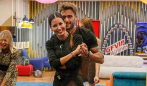 Elisabetta Gregoraci e Pierpaolo Pretelli sempre più vicini al Grande Fratello Vip: sta nascendo qualcosa tra loro? Elisabetta Gregoraci e Pierpaolo Pretelli sempre più vicini al Grande Fratello Vip: sta nascendo qualcosa tra loro?