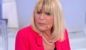 Uomini e Donne, oggi: Gemma spera in una riconciliazione con Maurizio, la dama è delusa Uomini e Donne, oggi: Gemma spera in una riconciliazione con Maurizio, la dama è delusa